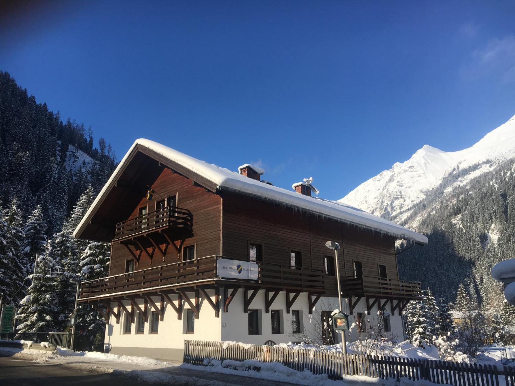 Ski Lodge Jaktman باد جاستاين المظهر الخارجي الصورة